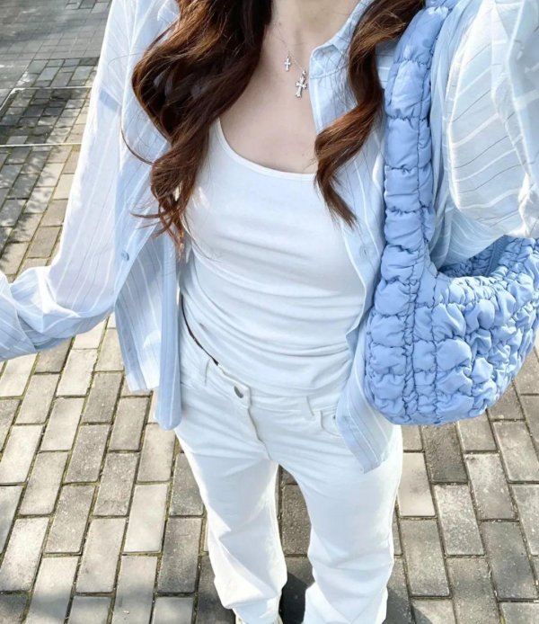 旗开网 带胸垫的小背心，夏天也太好穿了吧！